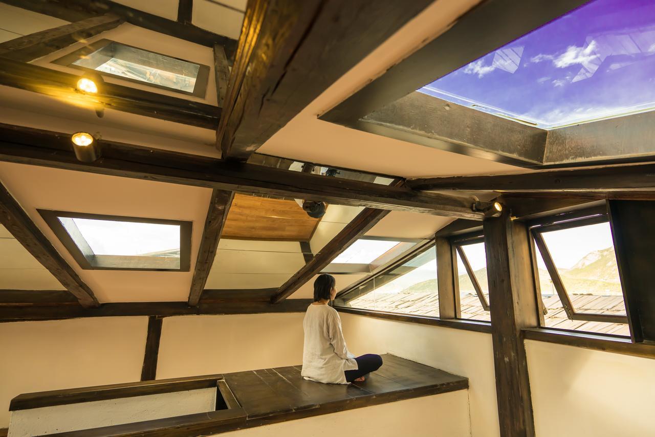 Energy Space Healing Inn Shangri-La Bagian luar foto
